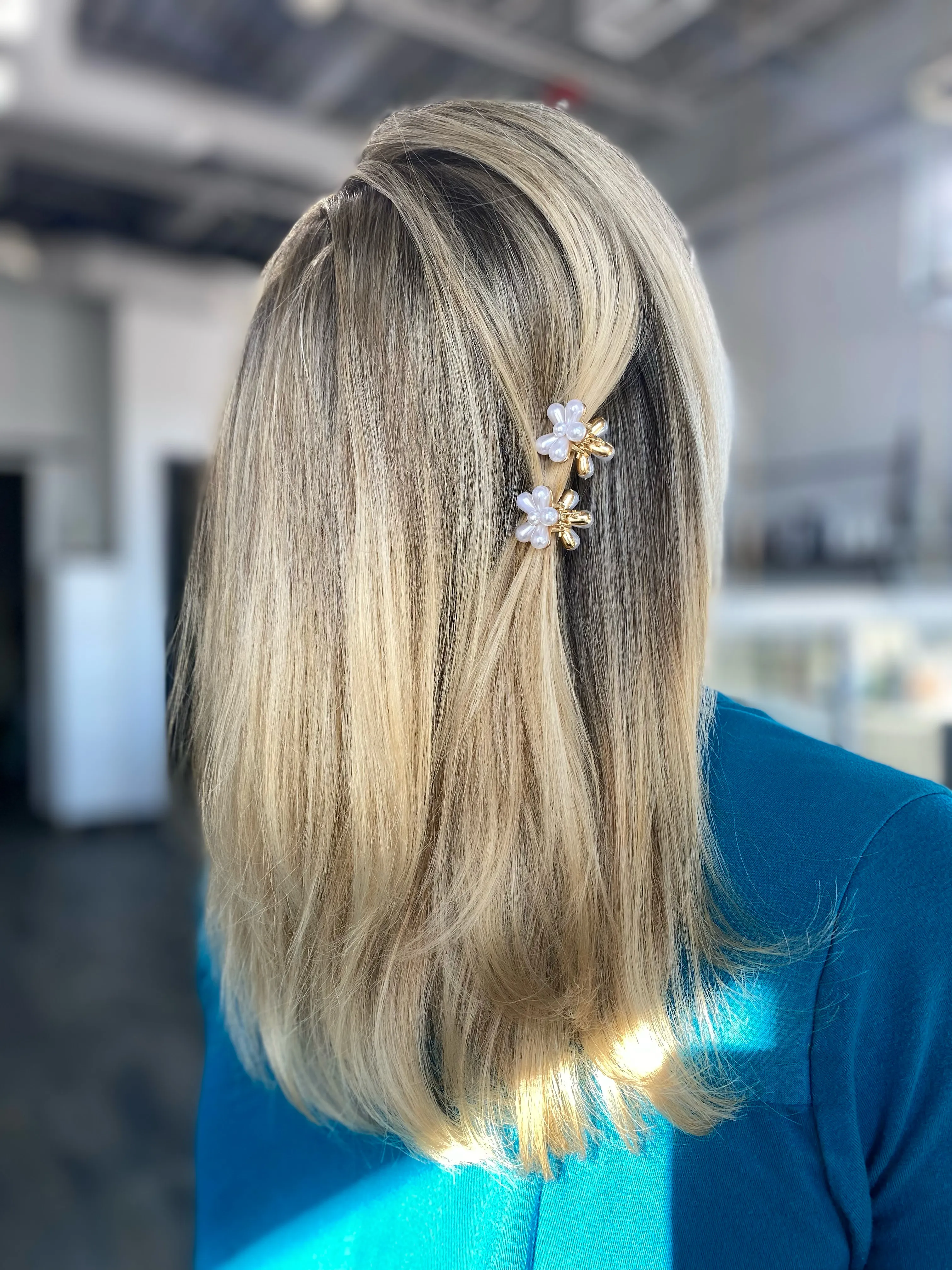 Blonde Medium Fancy Hair Clips Back