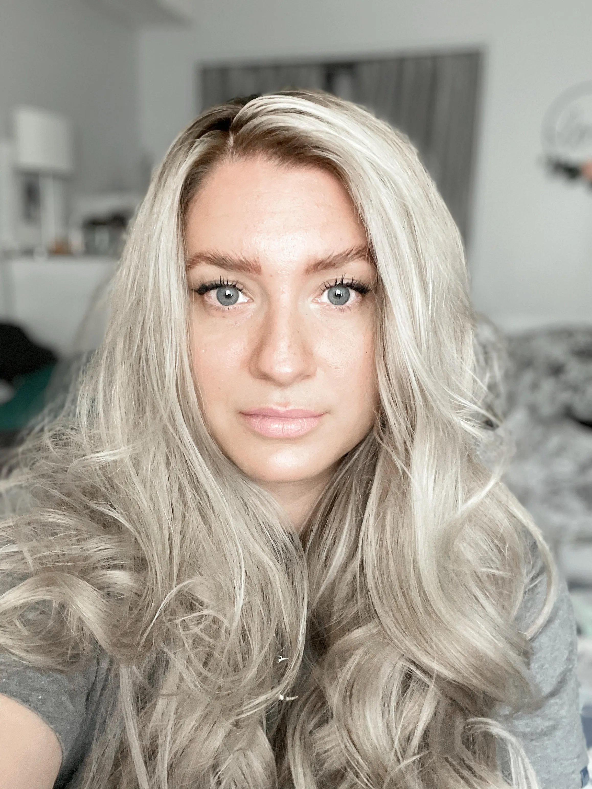 Blonde primary front view