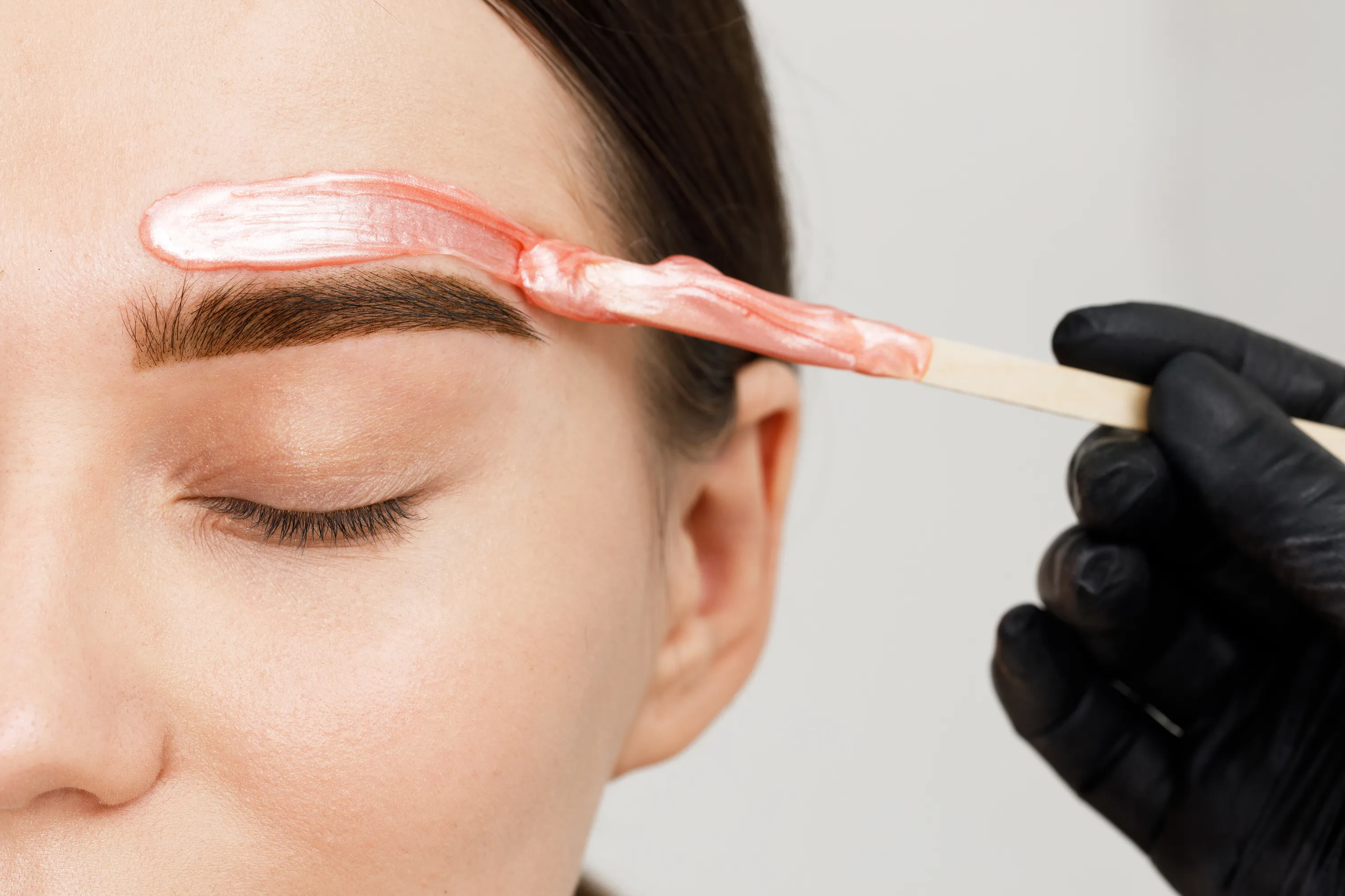Brow Shaping & Tinting