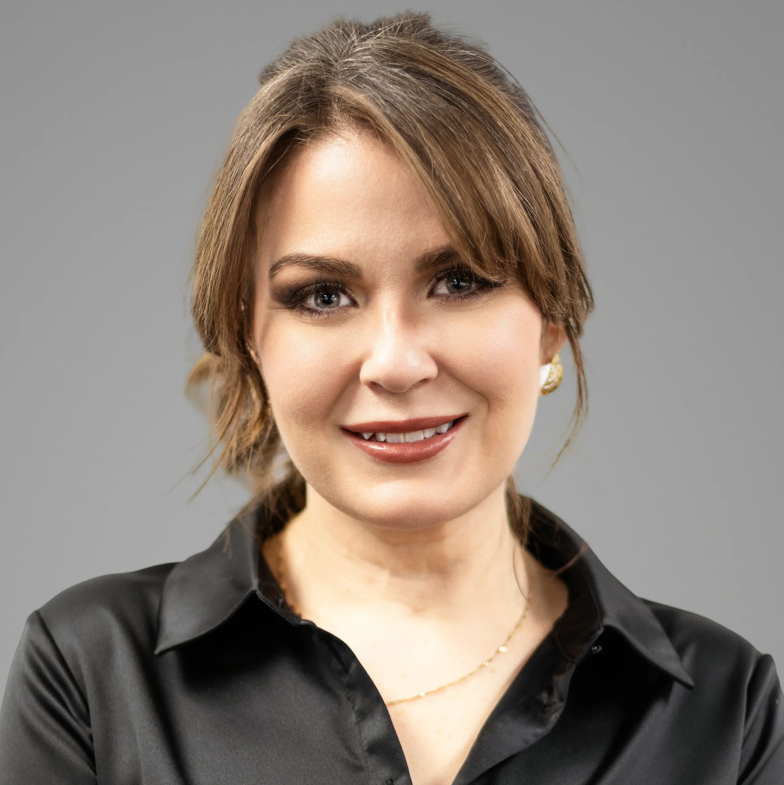 Lauren Cleveland, Senior Stylist